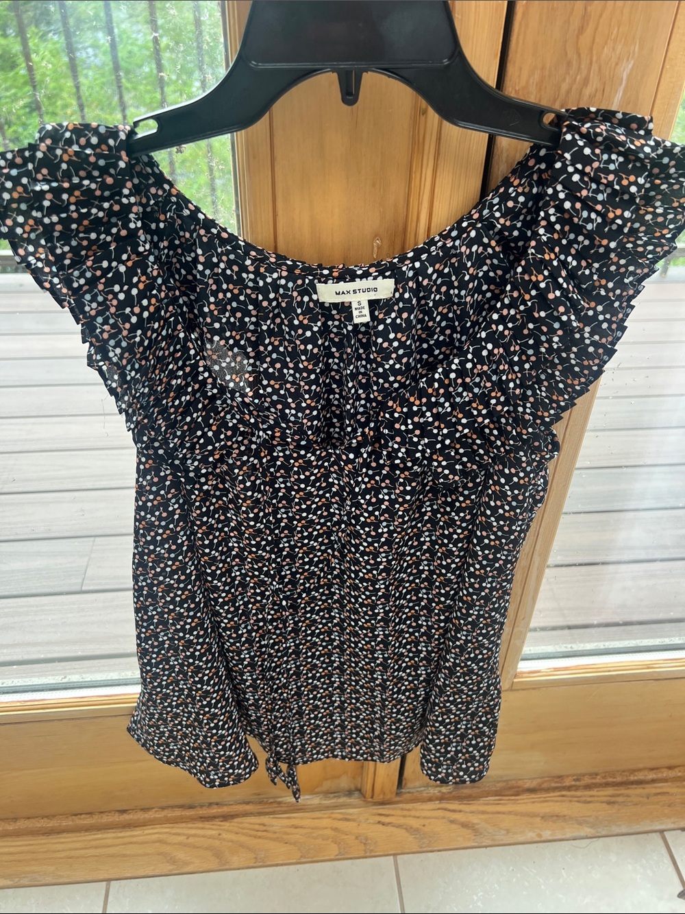 Max Studio Women’s top